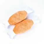 اسباب بازی سگ مدل گوشت پارچه ای دارای سوتک